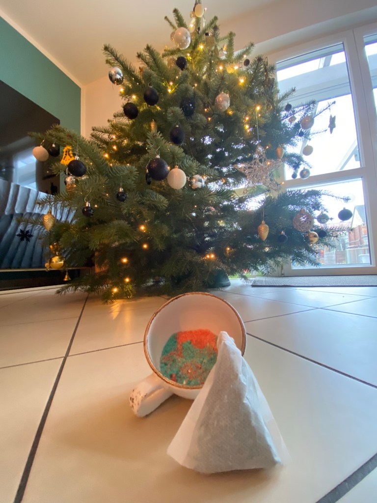 Badesalz und Badezusatz aus Tannennadeln Upcycling Weihnachtsbaum