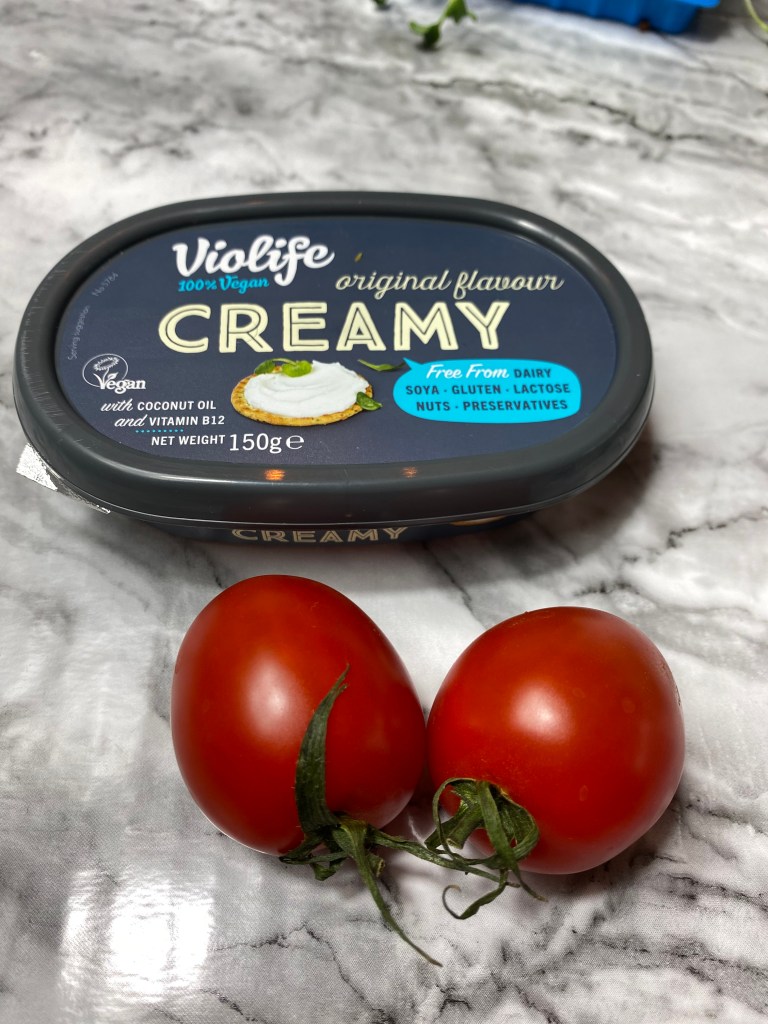 Violife Creamy Vegane Frischkäse Alternative im Test auf Blog nachhaltigerundgenuss.com für mehr nachhaltigen Lifestyle