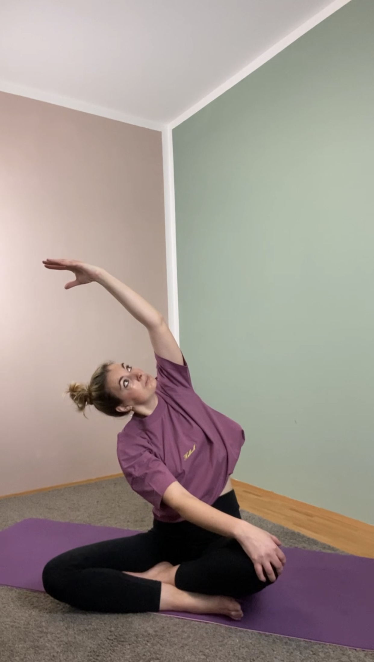 Nachhaltiges Bio Baumwoll-Shirt von Halbvoll Fashion