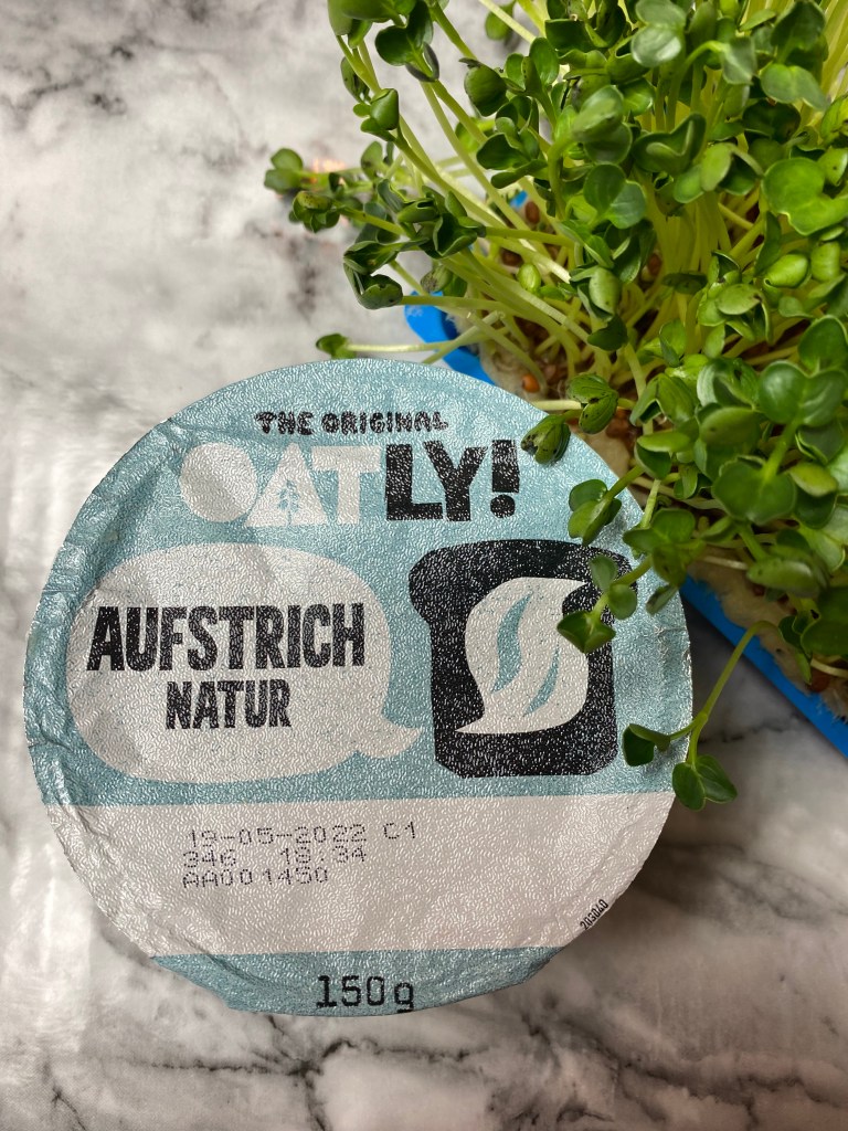 Pflanzliche Frischkäse Alternative von Oatly