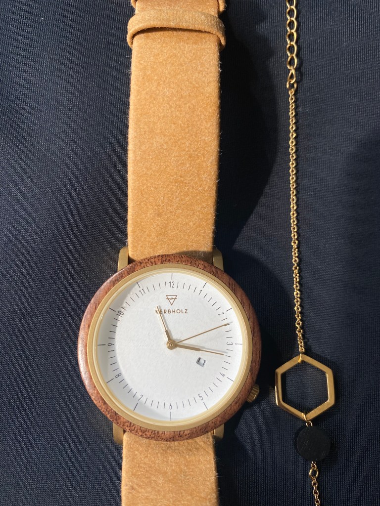 Kerbholz Holzuhr mit veganem Armband und Armkettchen aus Edelstahl