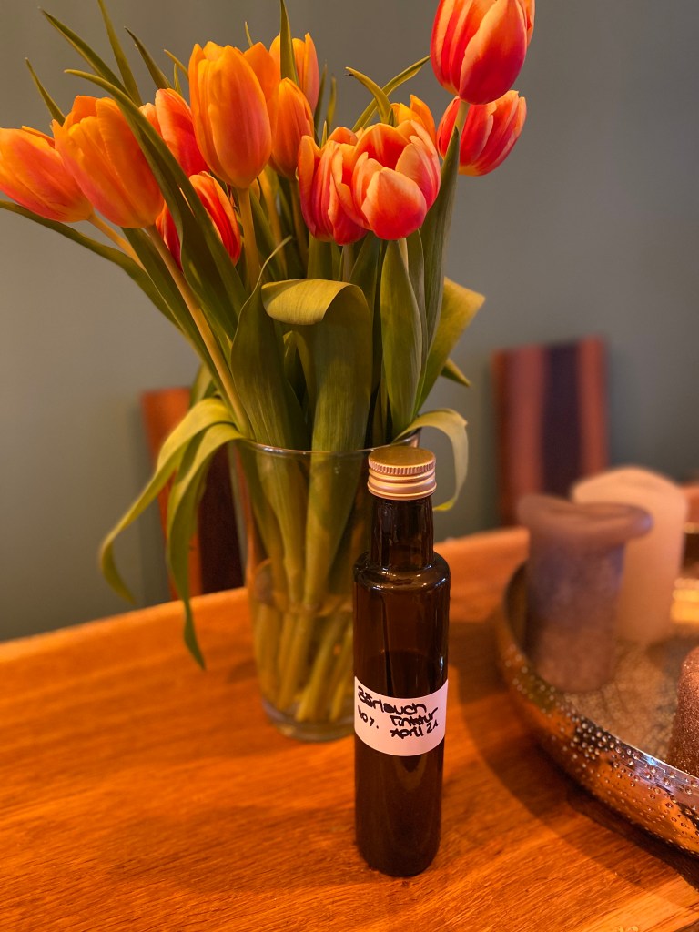 DIY Bärlauch Tinktur für eine entgiftende Frühjahrskur im Blog nachhaltigerundgenuss.com