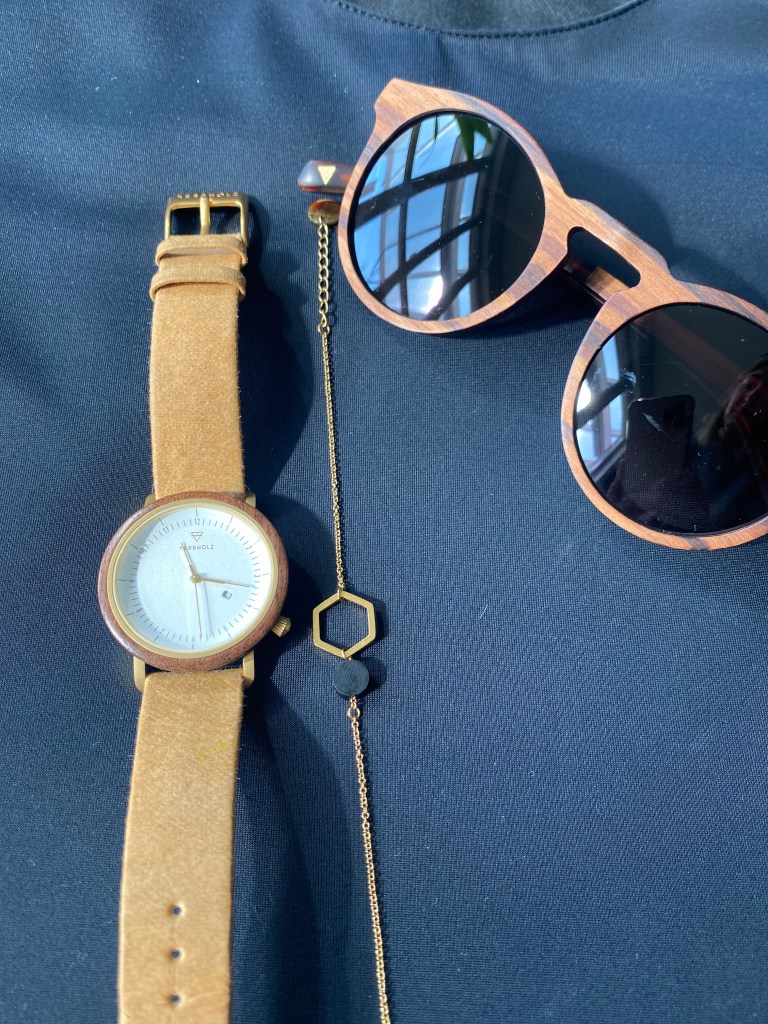 Accessoires aus Holz und nachwachsenden Rohstoffen von Kerbholz für nachhaltigen Lifestyle