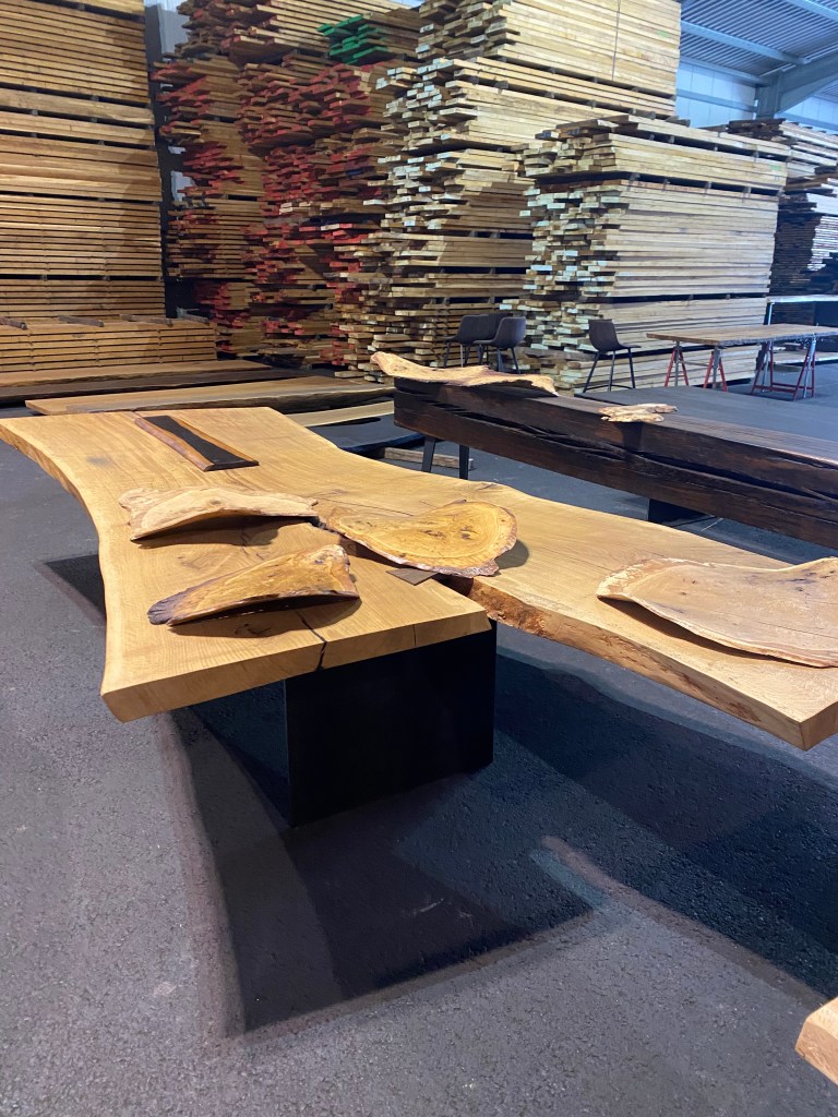 Tischplatten imSägewerk Hugo Kämpf, Blog über nachhaltige Möbel von nachhaltigerundgenuss.com