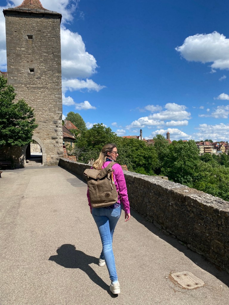 Ein nachhaltiger Rucksack der dabei richtig cool aussieht. Aus Papier von Papero. Im Blogartikel von Anna-Lena Tacke