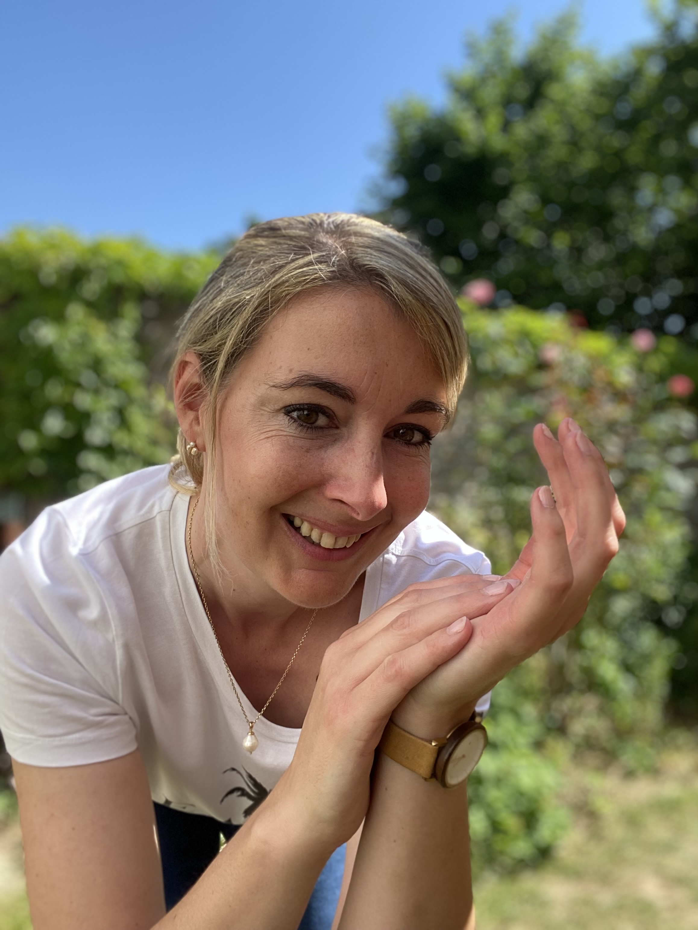 Nachhaltige Handcreme von Schmierzeug pflegt die Hände langfristig