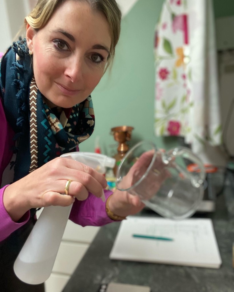 DIY Kosmetik geht leicht. Mit der richtigen Anleitung und sauberem Arbeiten